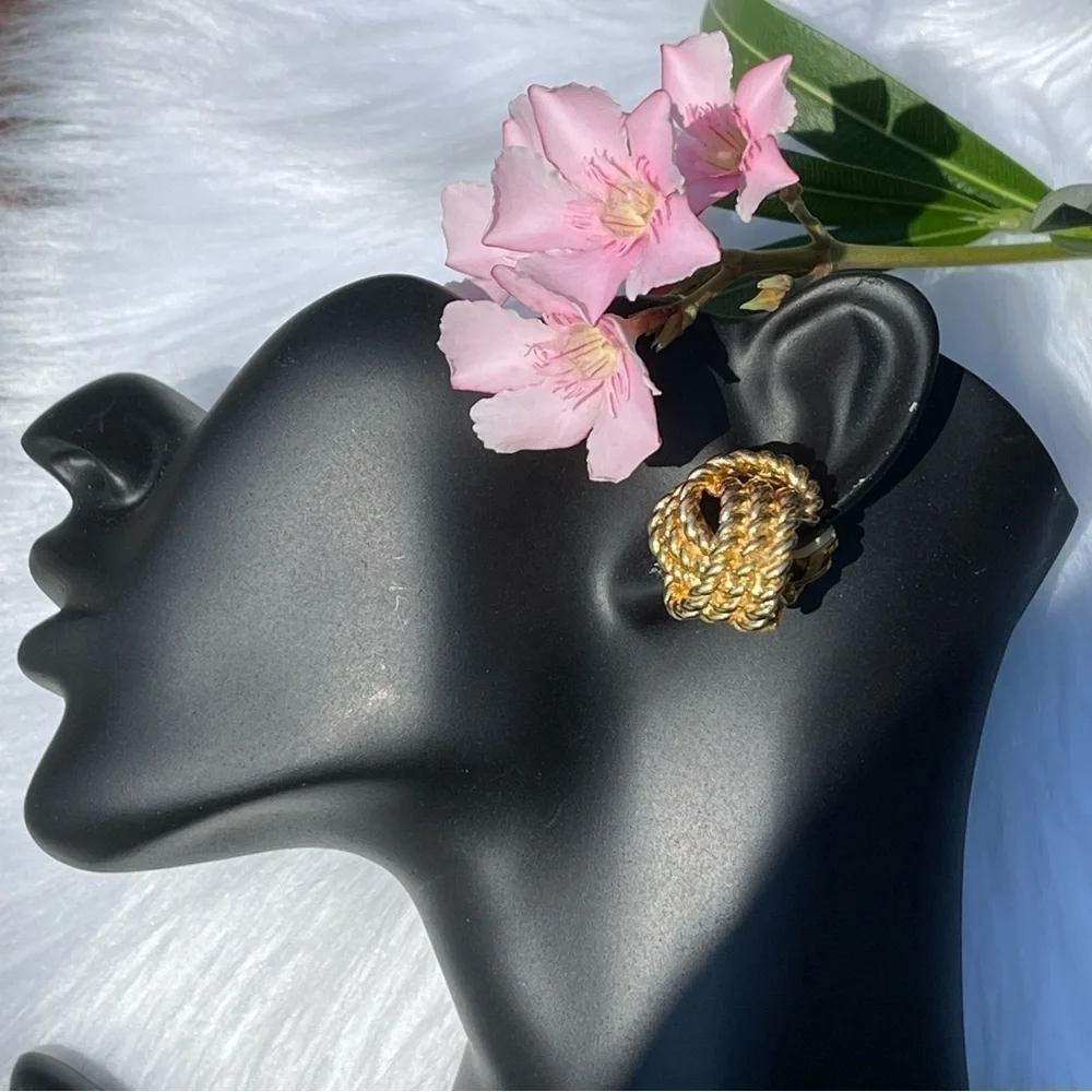 VINTAGE Carolee GoldTone Braided Rope Knot Clip On Earrings